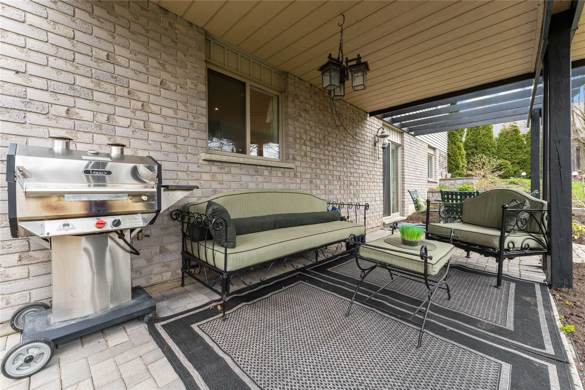 17 Bradbury Cres