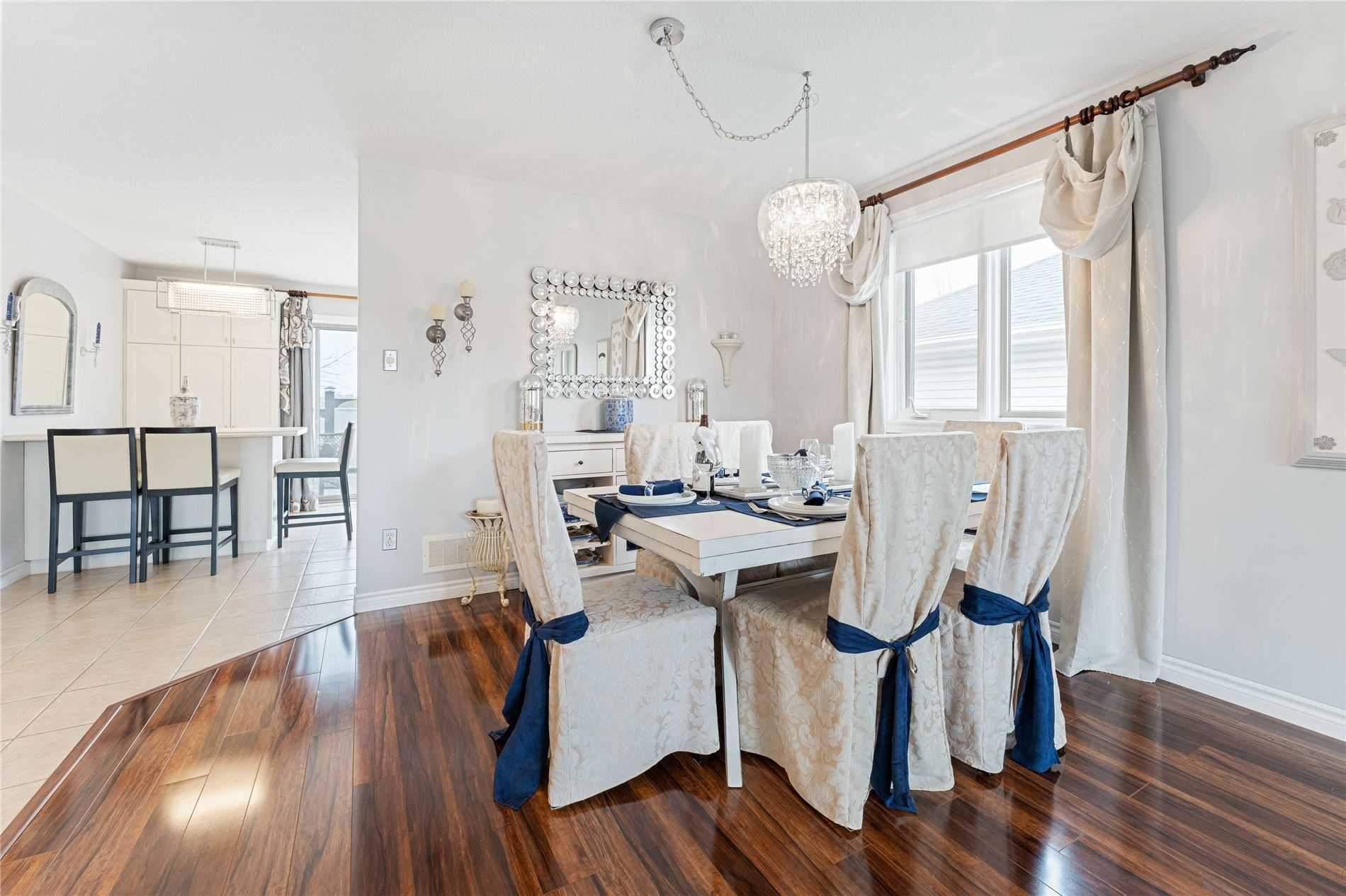 17 Bradbury Cres