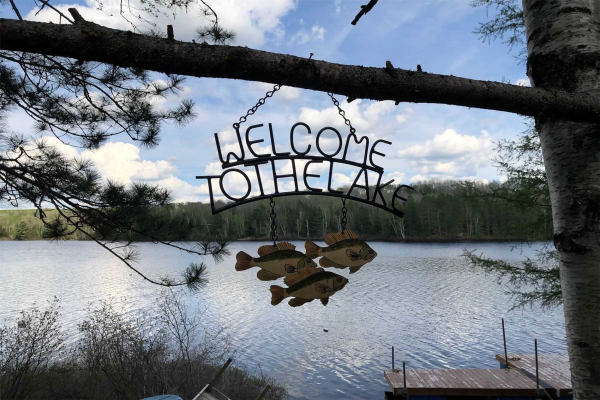 97 South Twin Pines Rd, Hastings Highlands