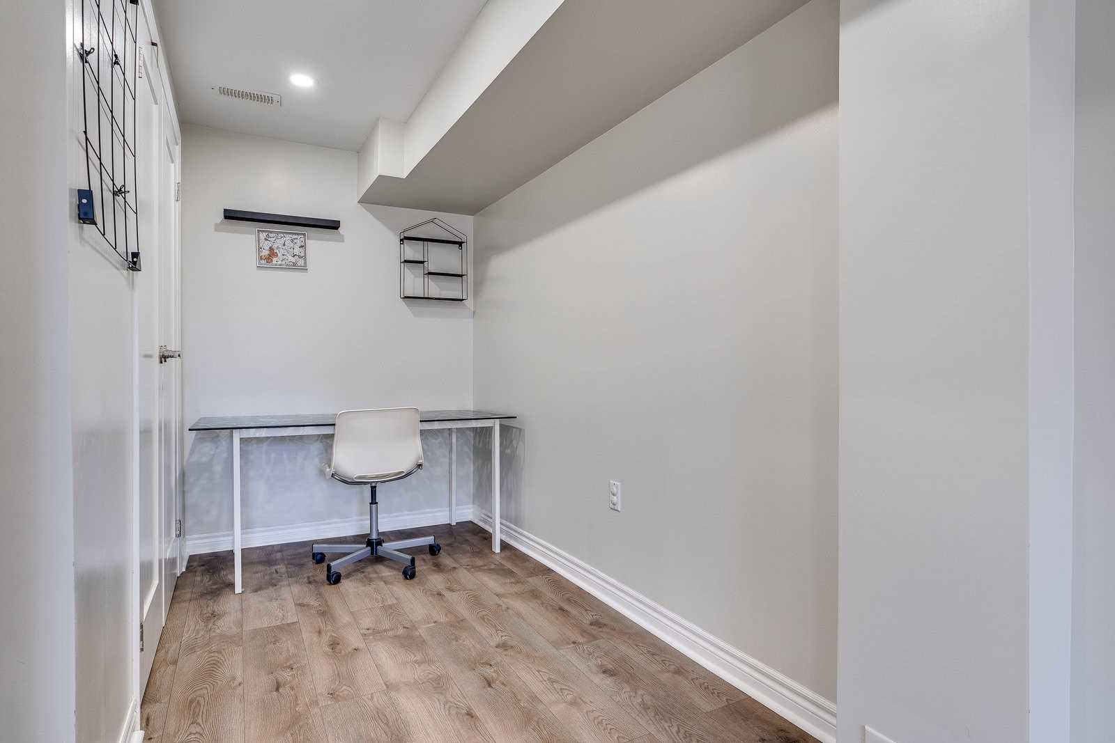 109 Morden Dr