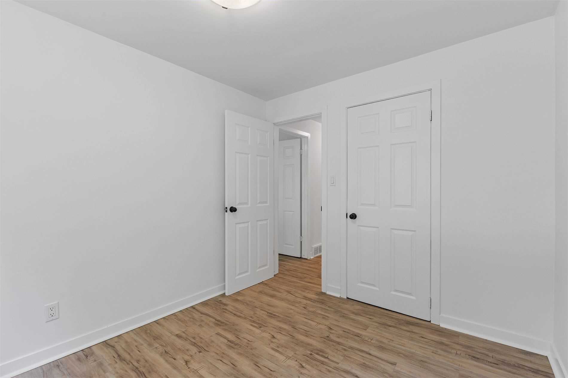 19 Brentwood Dr