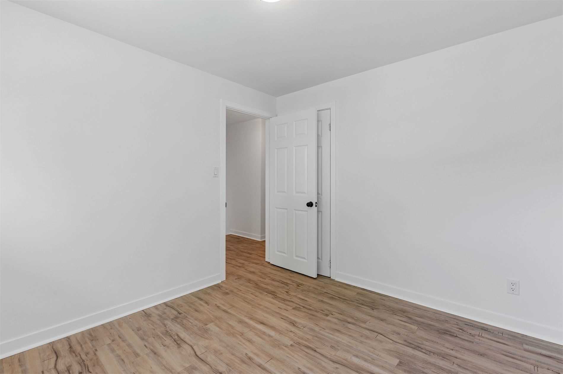 19 Brentwood Dr