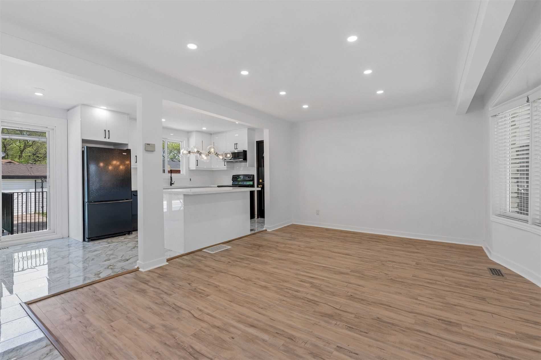 19 Brentwood Dr