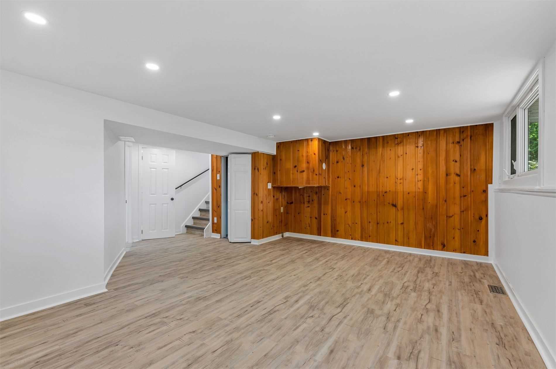 19 Brentwood Dr