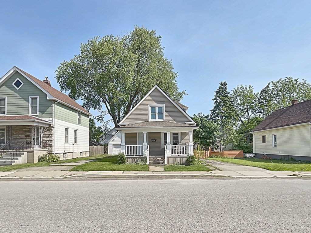 4699 Ryerson Cres