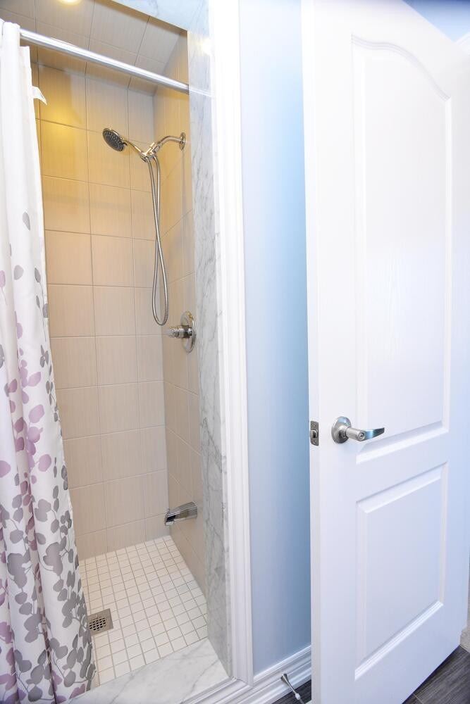 260 Johnson Dr