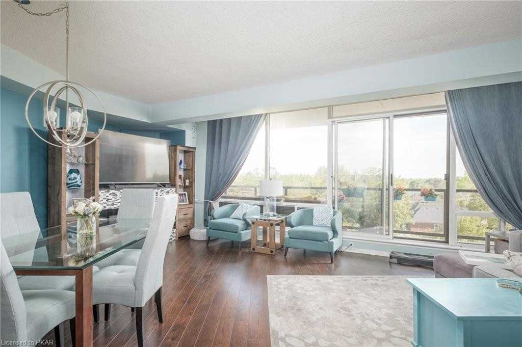 2 George St, #506