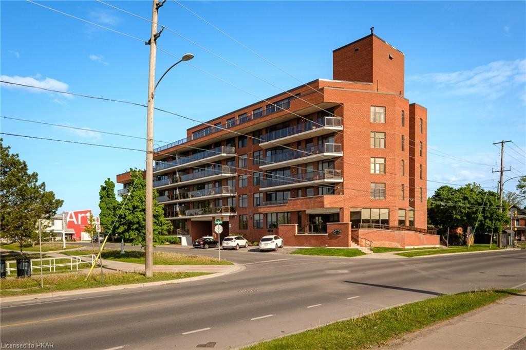 2 George St, #506