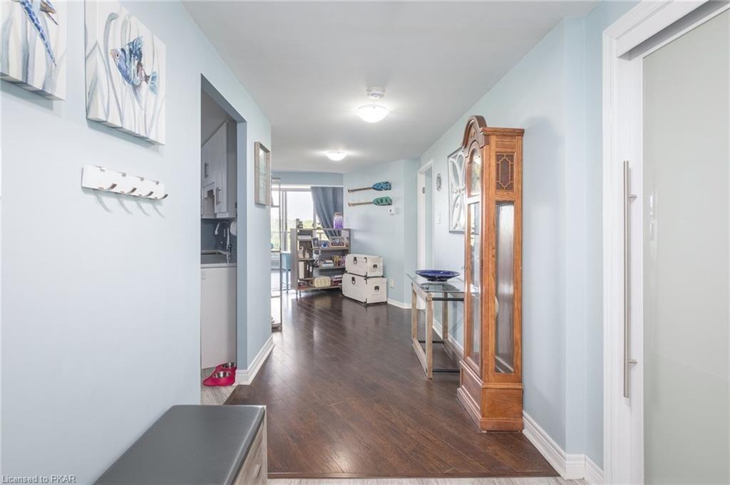 2 George St, #506