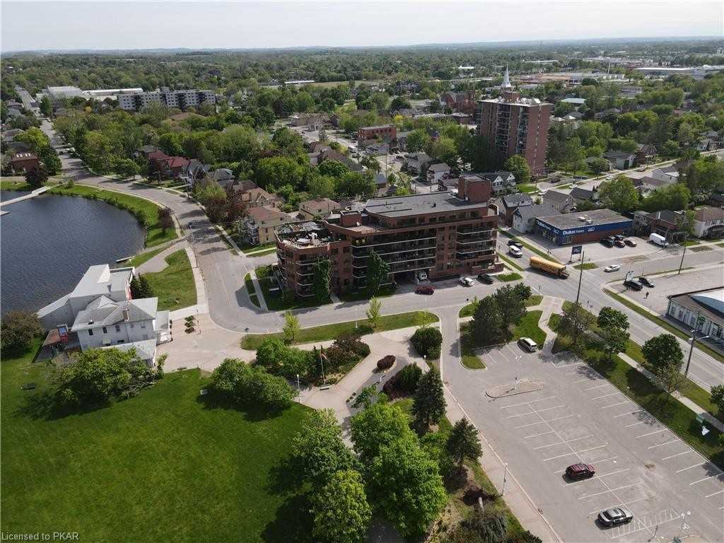 2 George St, #506