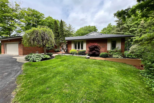 1712 County Road 3 Rd, Prince Edward County