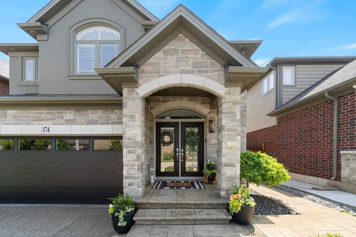 174 Escarpment Dr