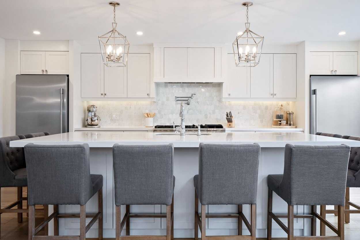174 Escarpment Dr