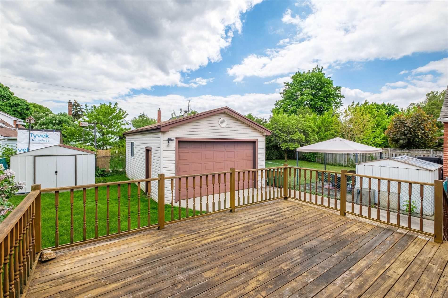 211 Glencairn Ave