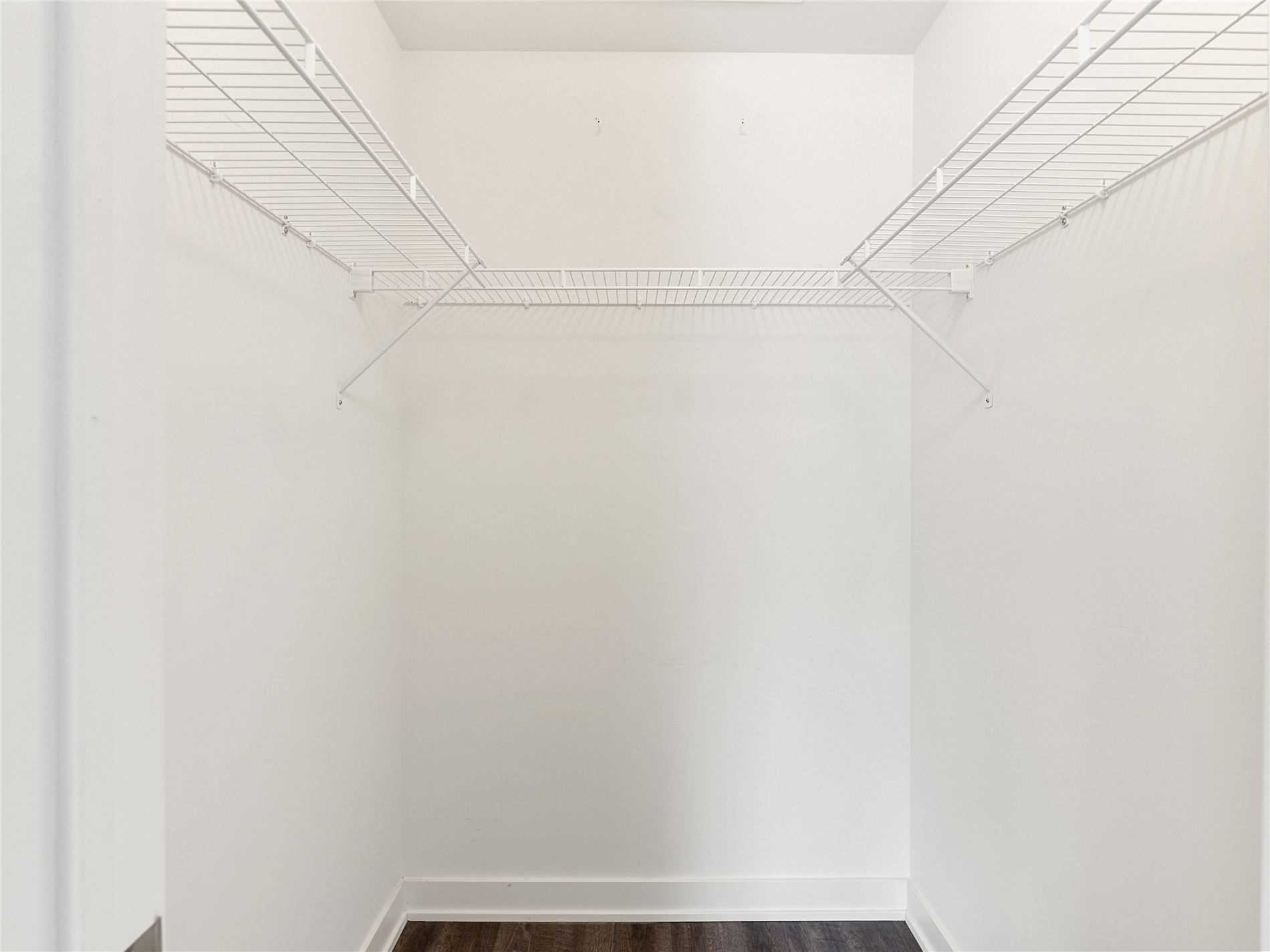 16 Markle Cres, #213