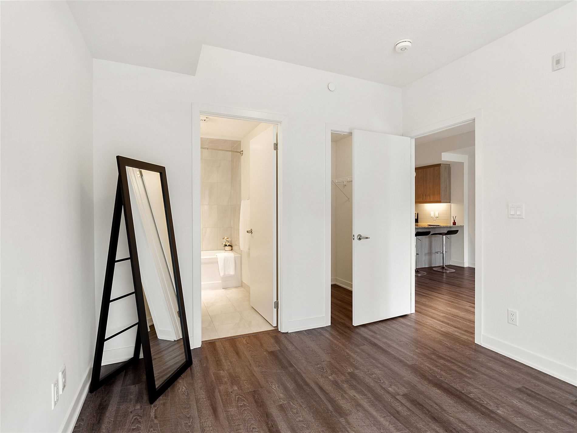 16 Markle Cres, #213