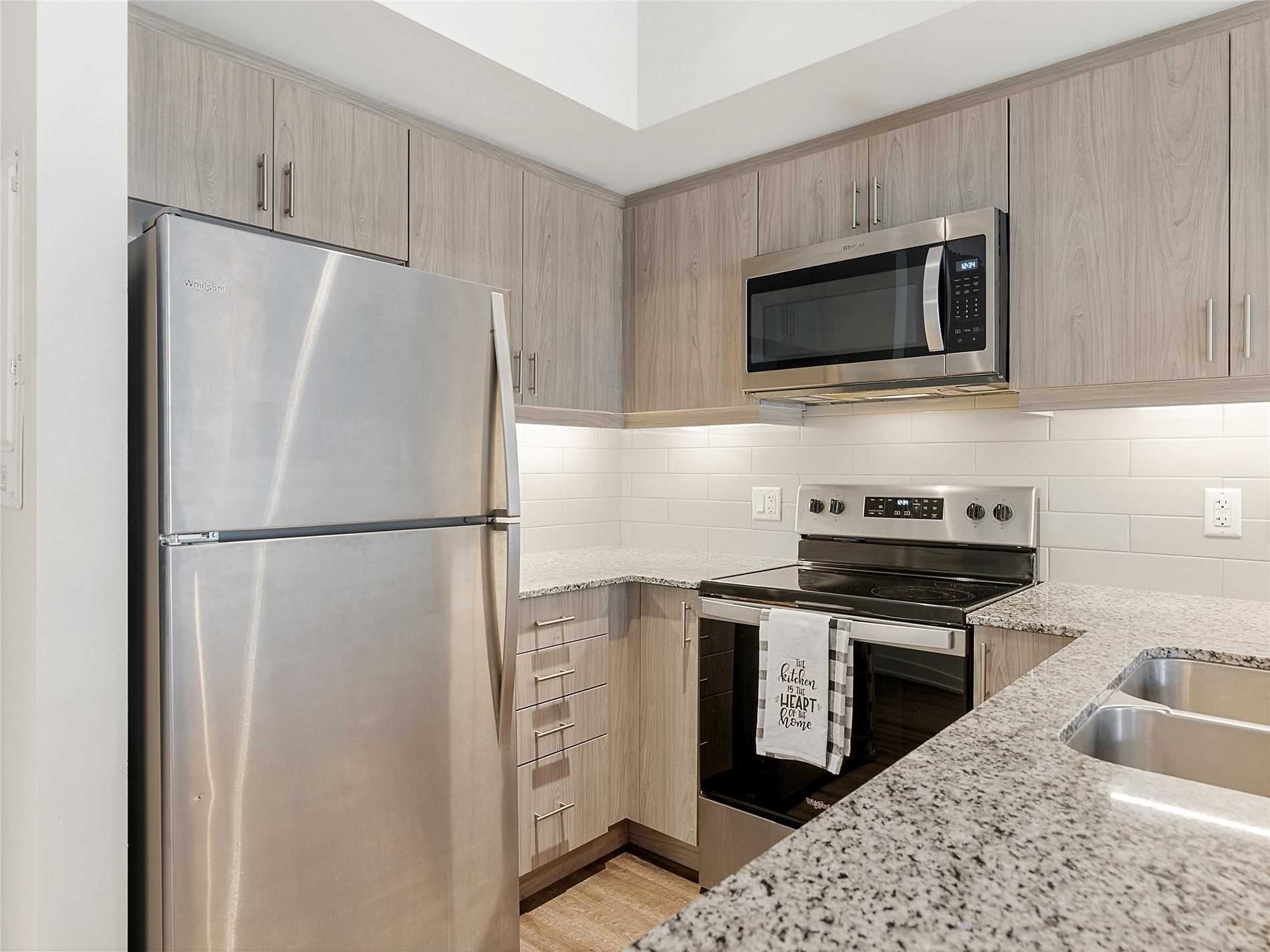 16 Markle Cres, #213