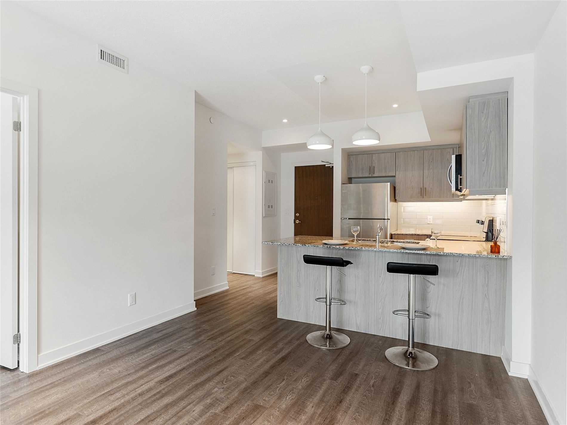 16 Markle Cres, #213