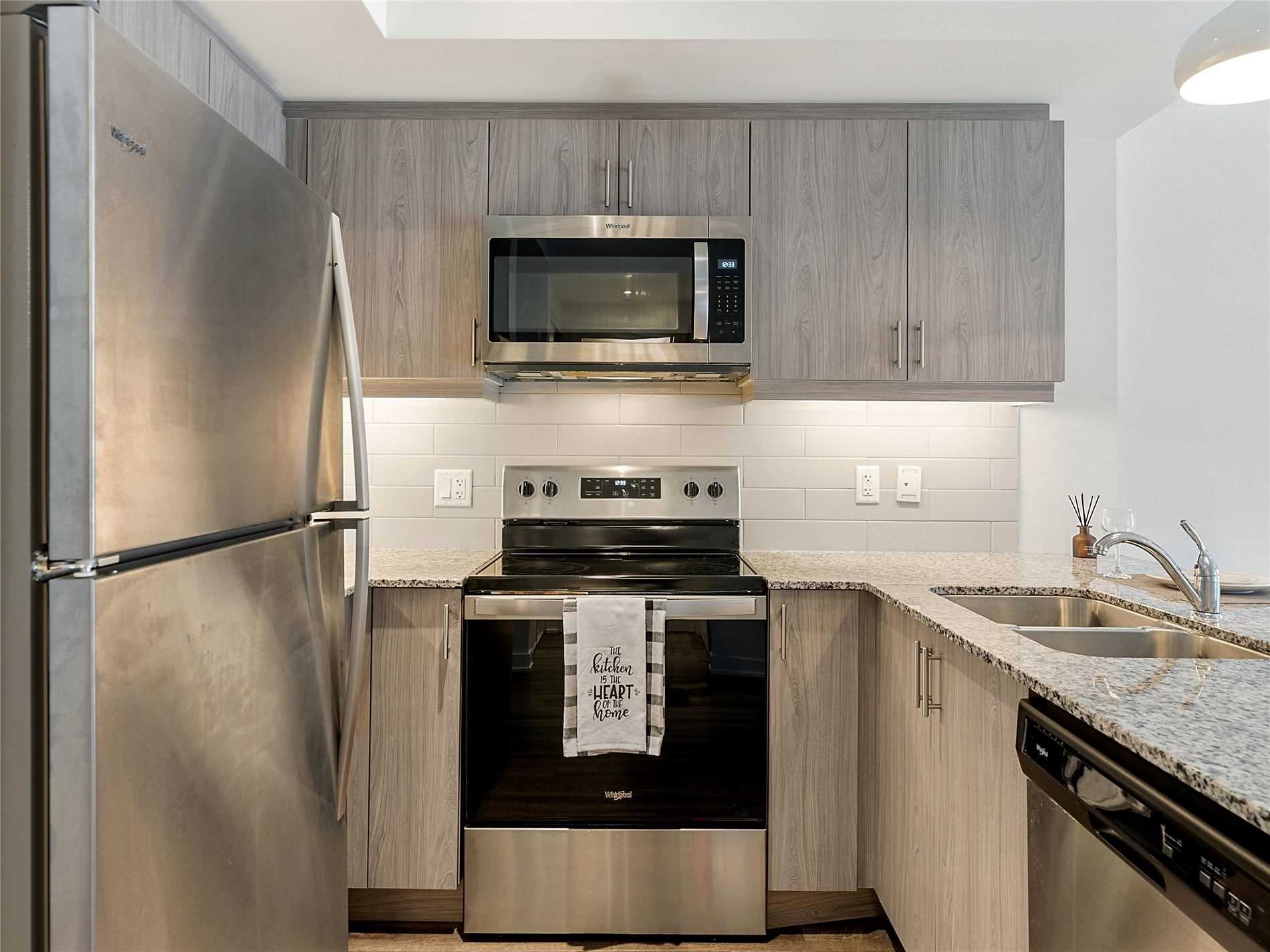 16 Markle Cres, #213