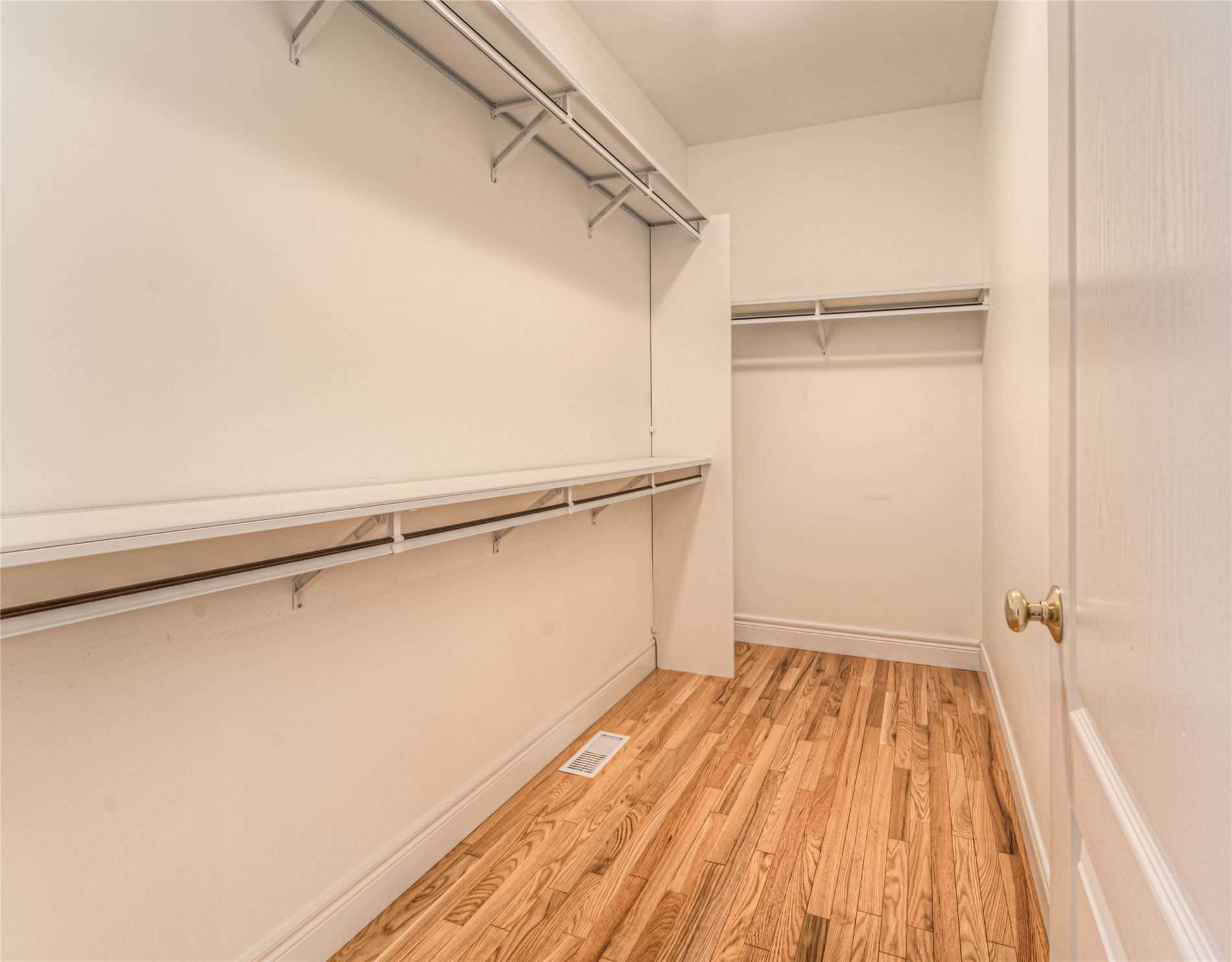 15 Pioneer Ridge Dr