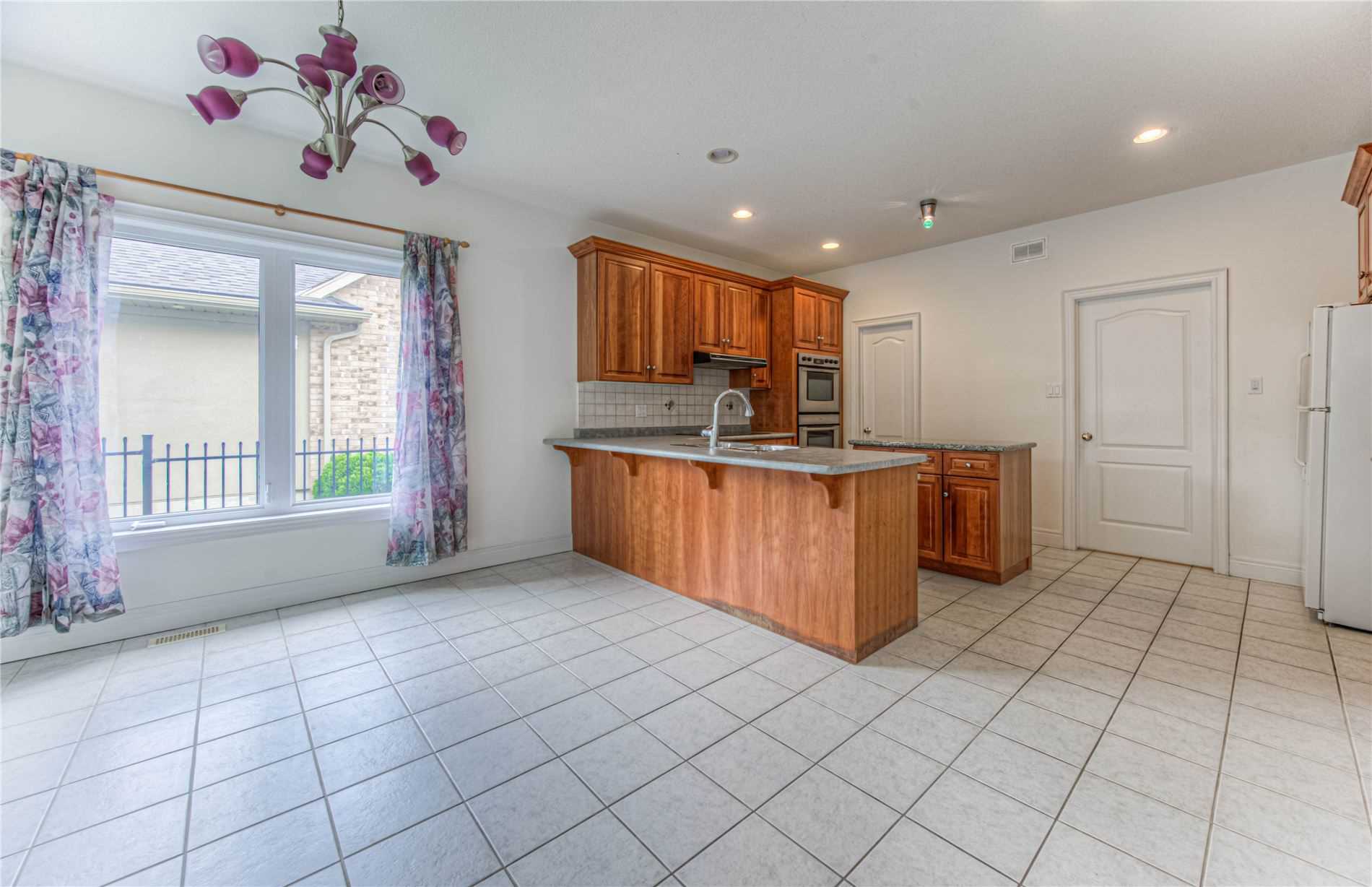 15 Pioneer Ridge Dr