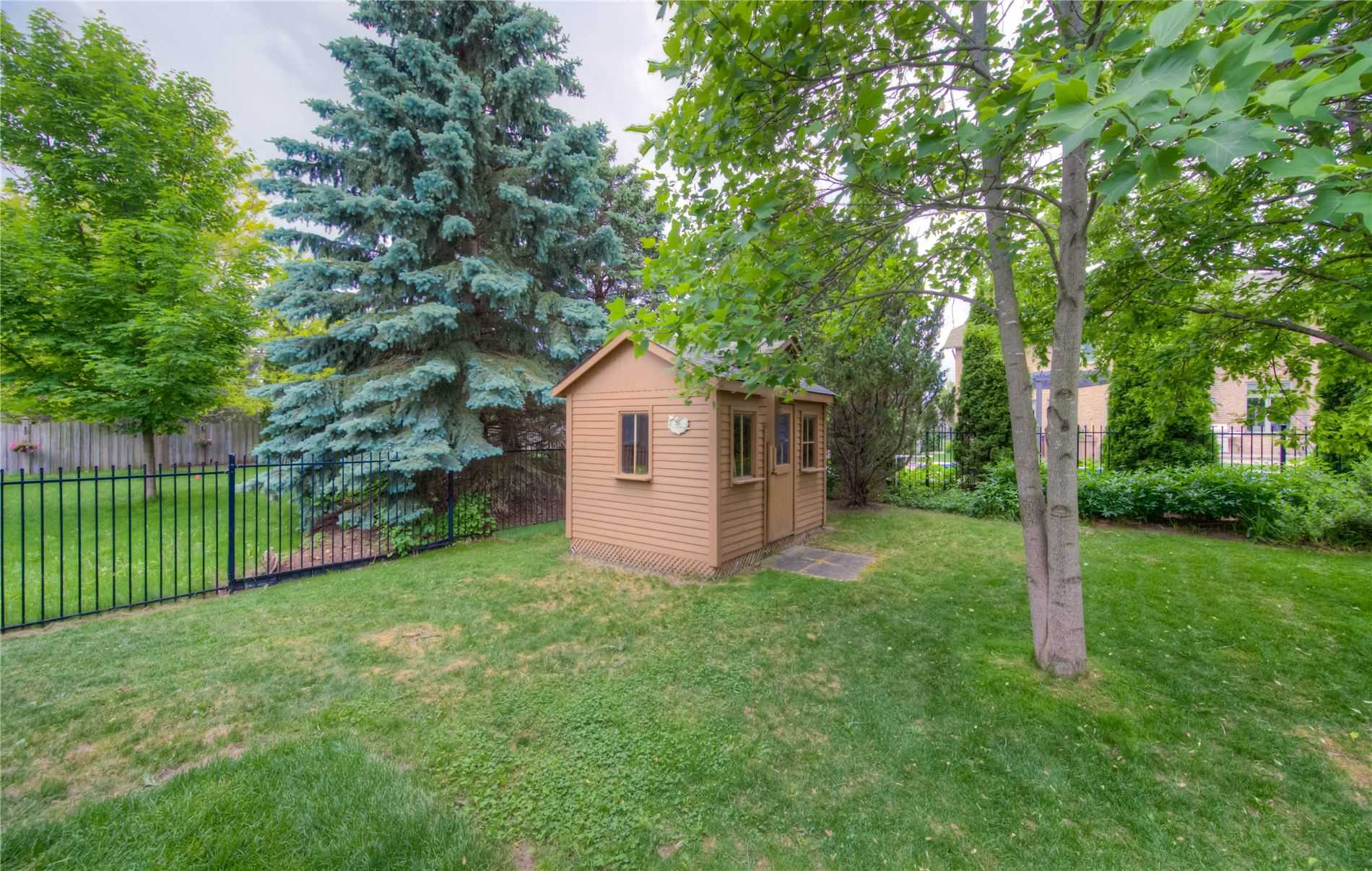 15 Pioneer Ridge Dr