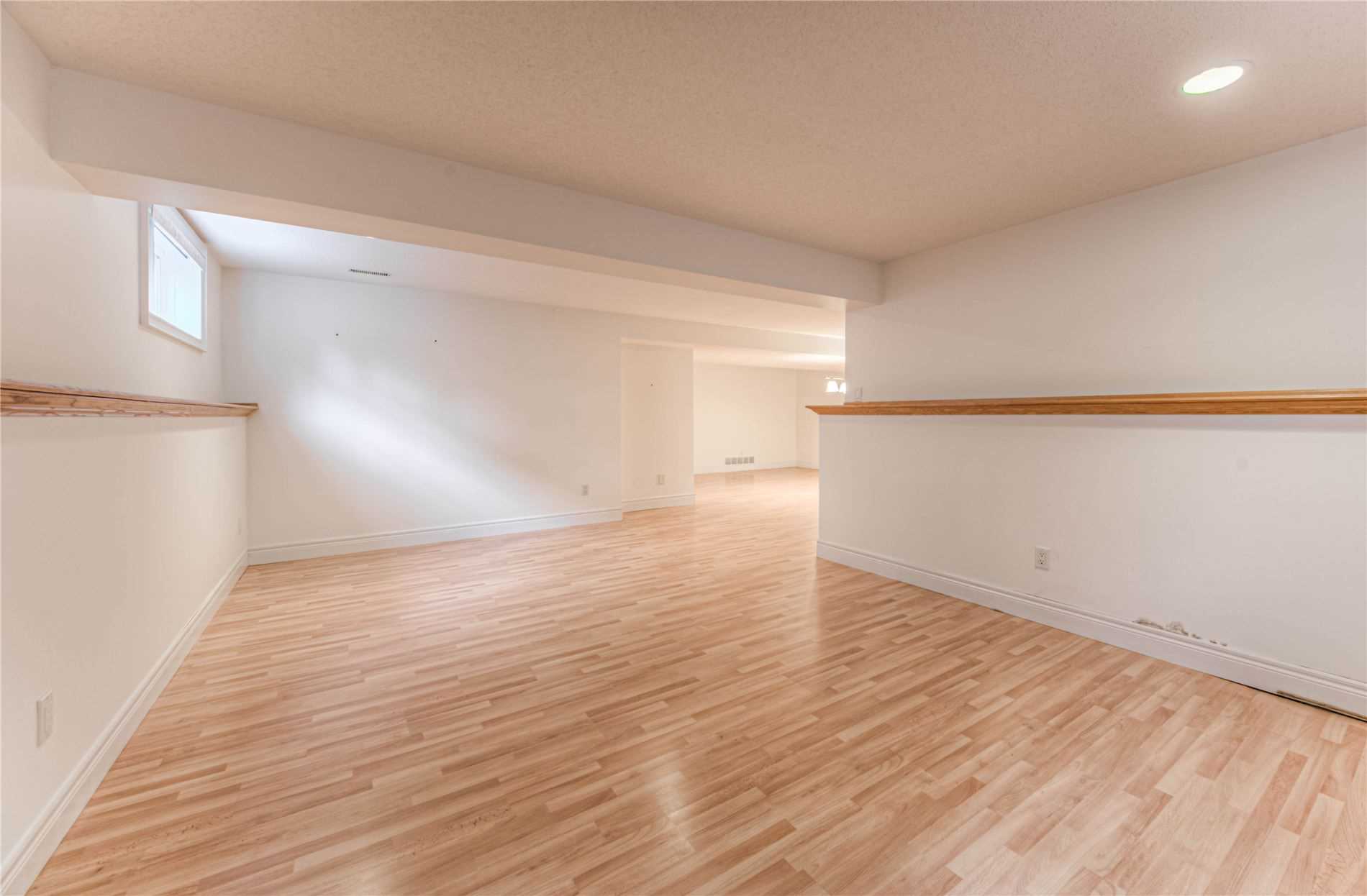 15 Pioneer Ridge Dr