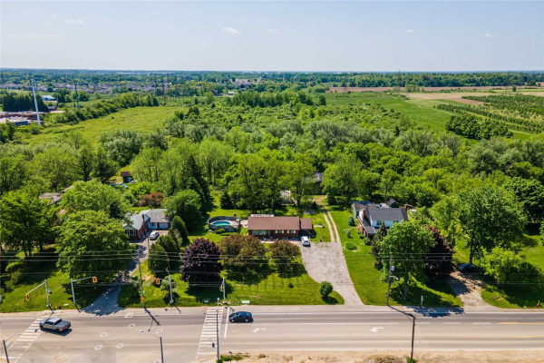 1048 Garner Rd E, Hamilton