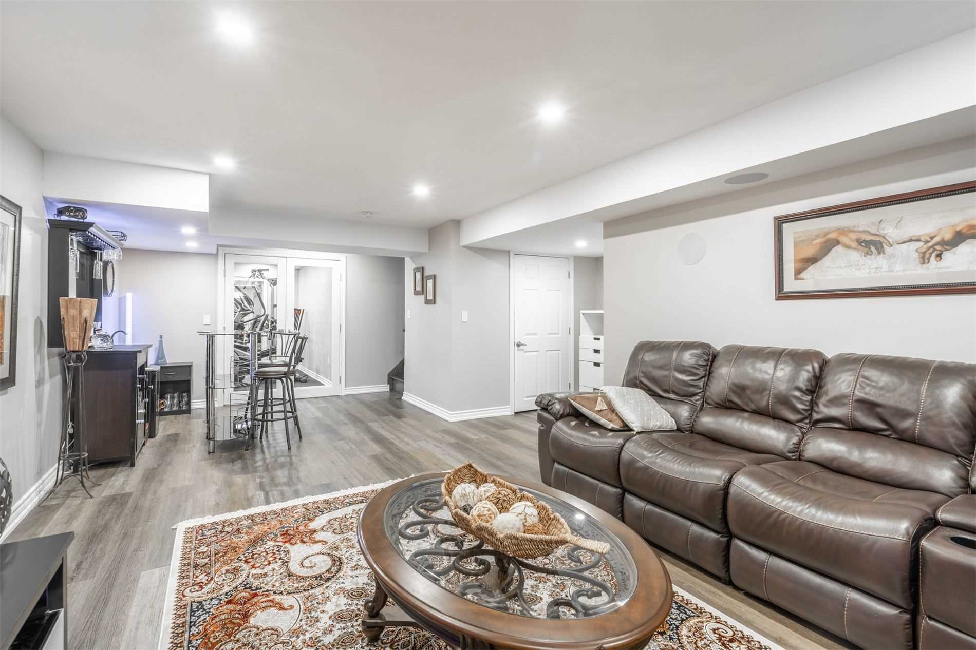 78 Rockledge Dr