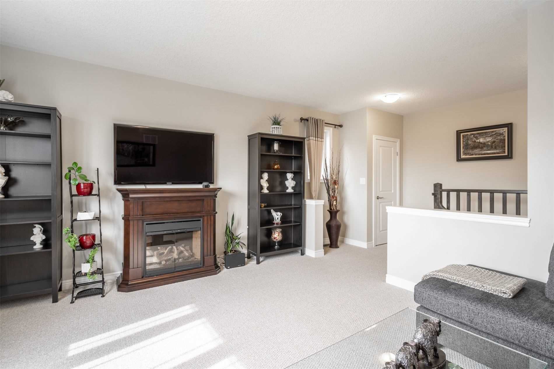 78 Rockledge Dr