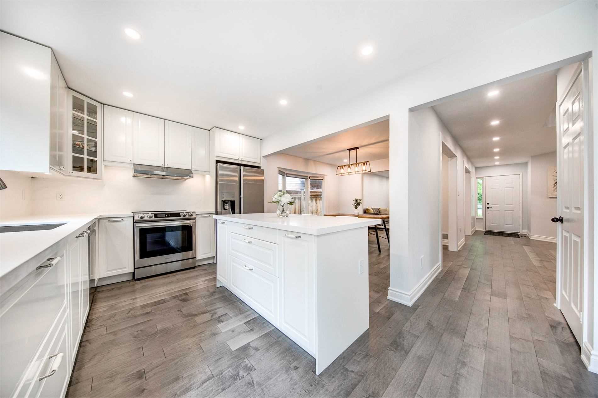 153 Charterhouse Cres