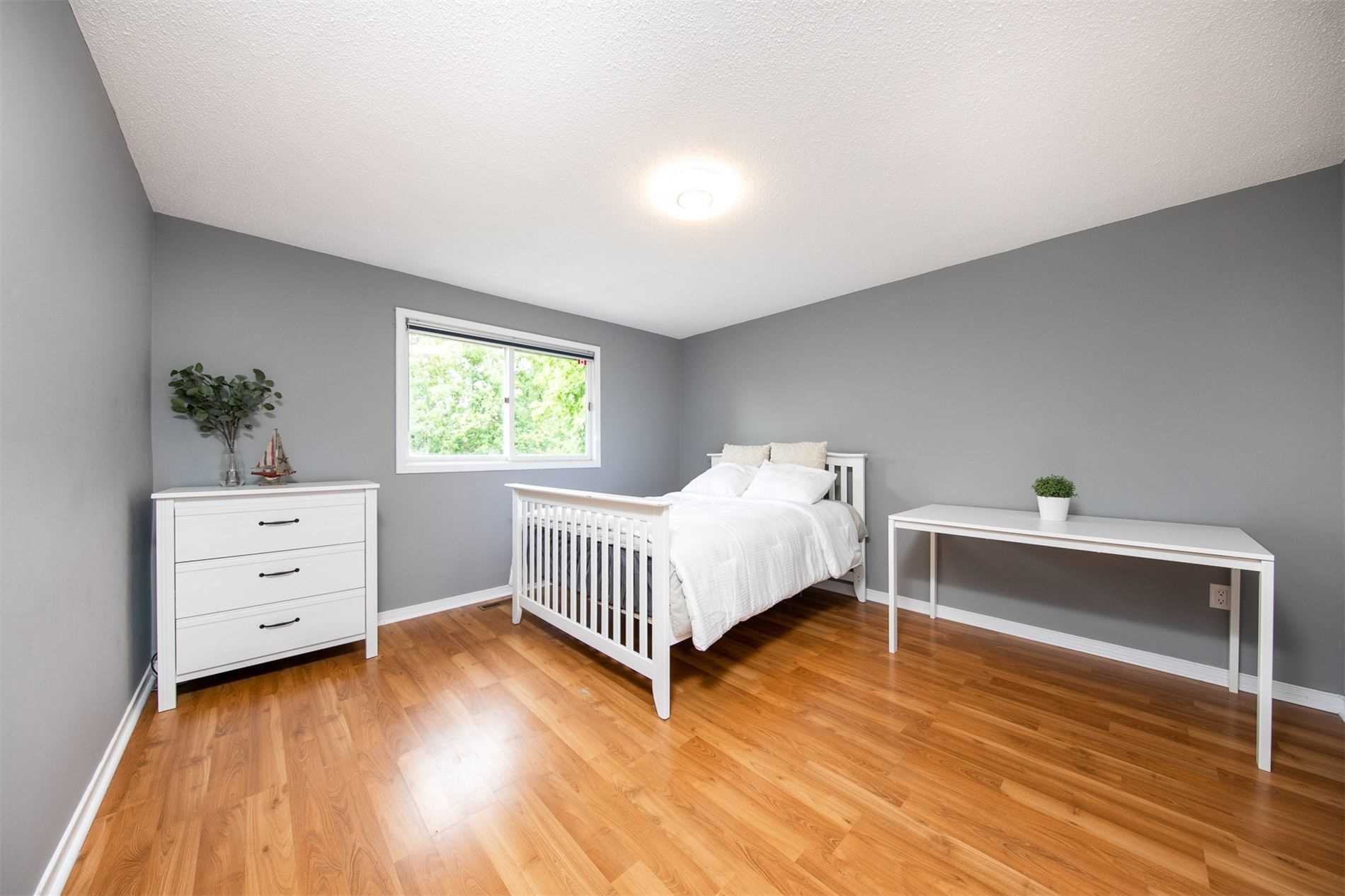 153 Charterhouse Cres