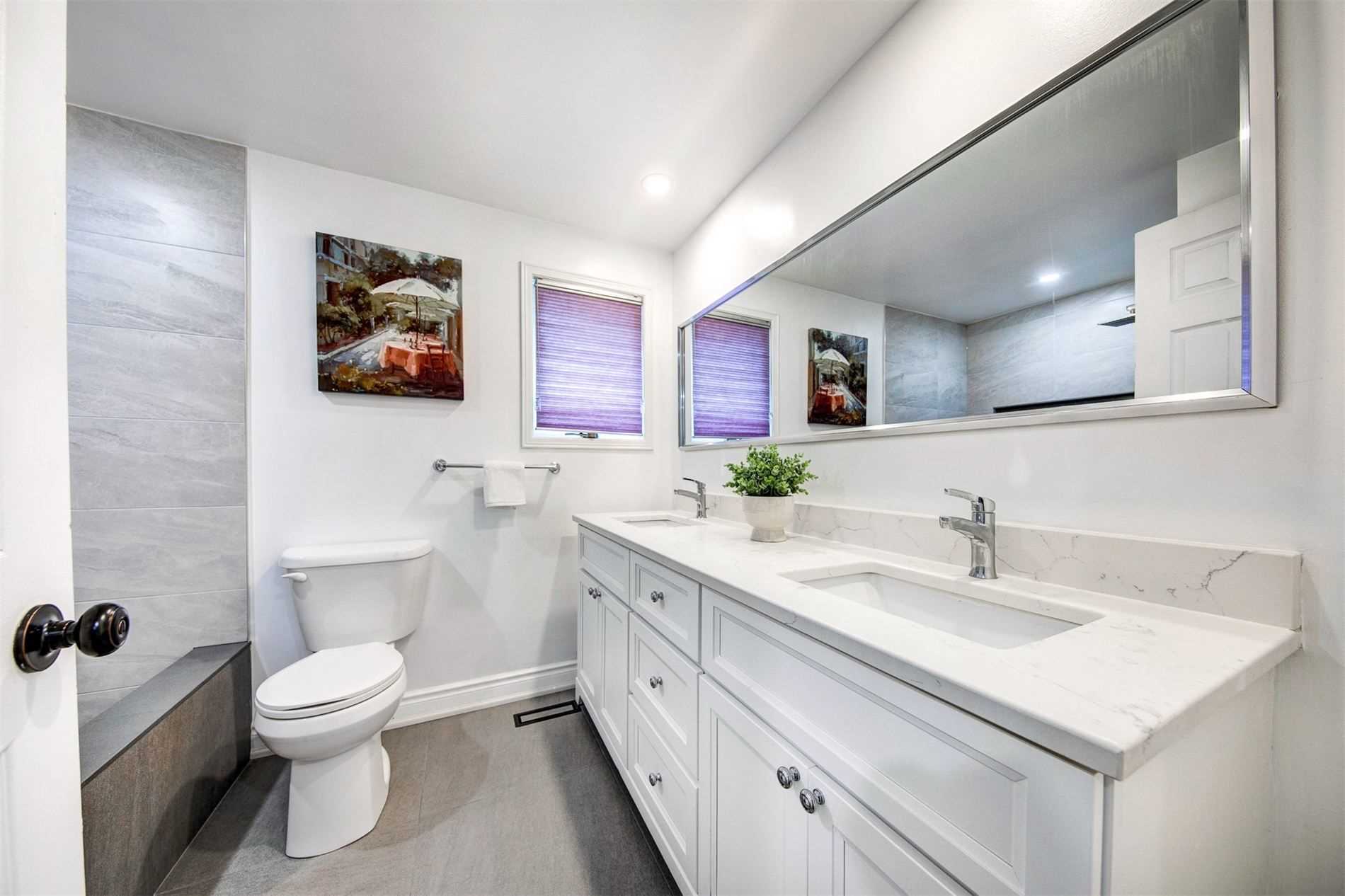 153 Charterhouse Cres