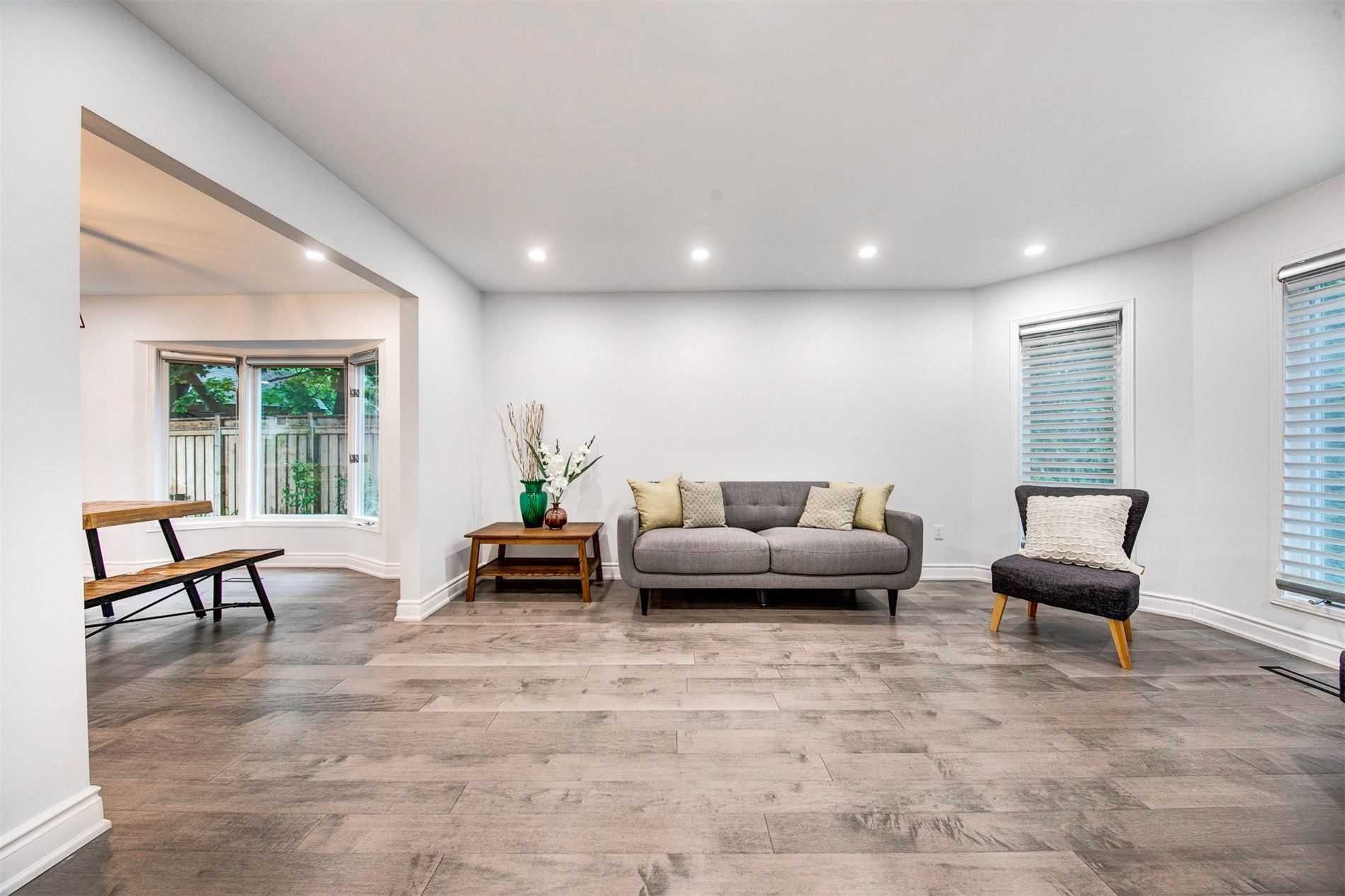153 Charterhouse Cres