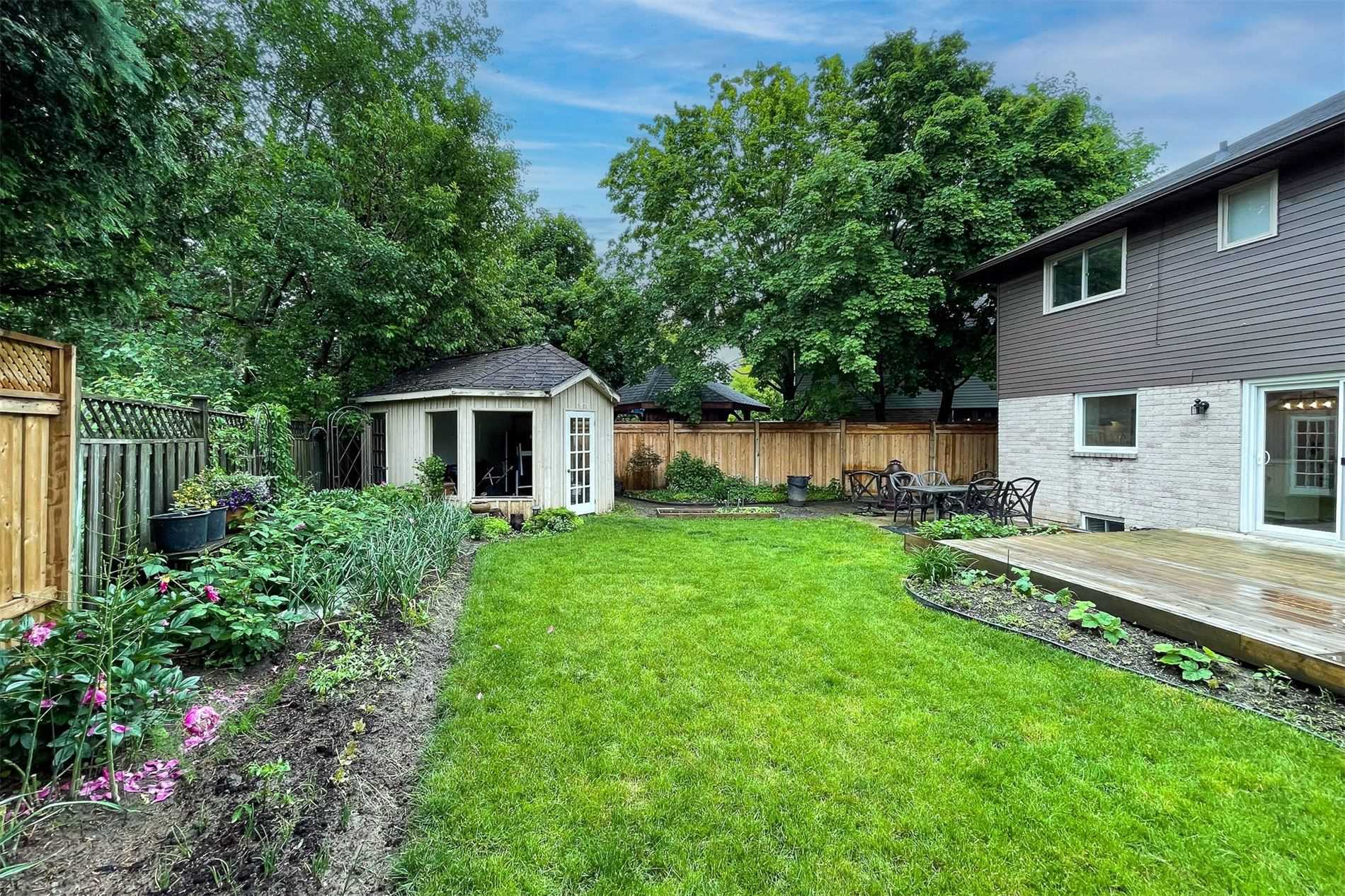 153 Charterhouse Cres