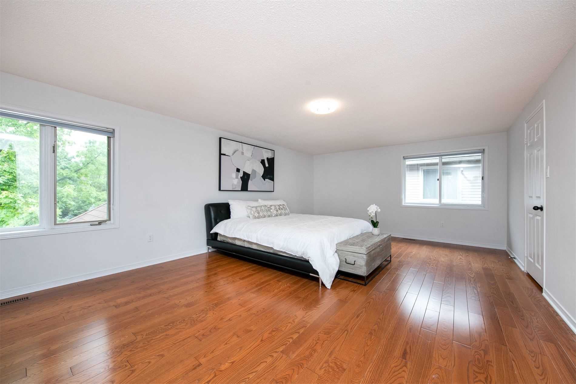 153 Charterhouse Cres