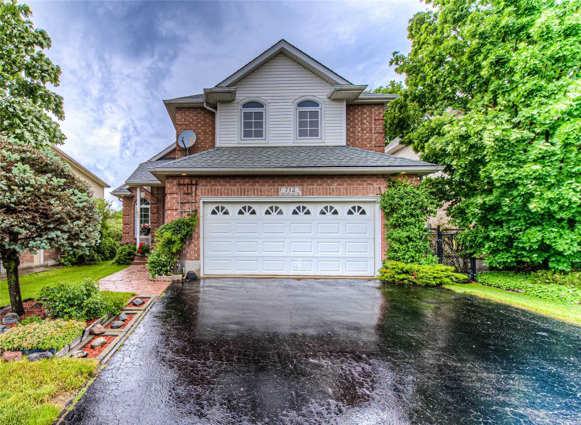 712 Chesapeake Dr