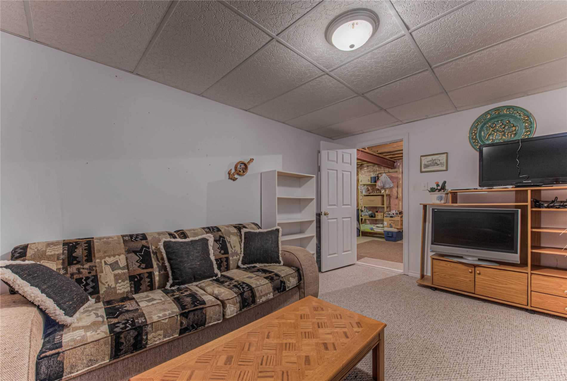 712 Chesapeake Dr