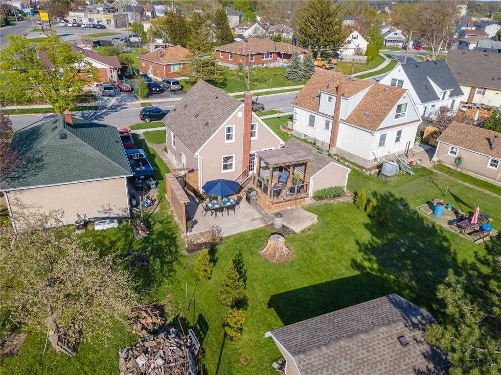 13 Foley Cres