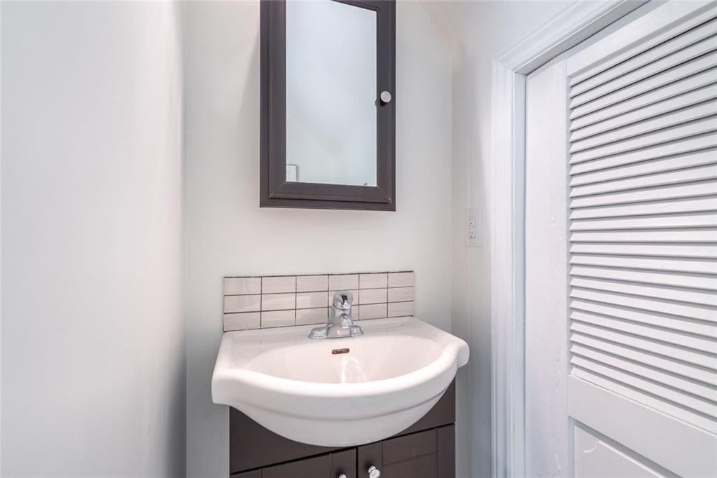 13 Foley Cres
