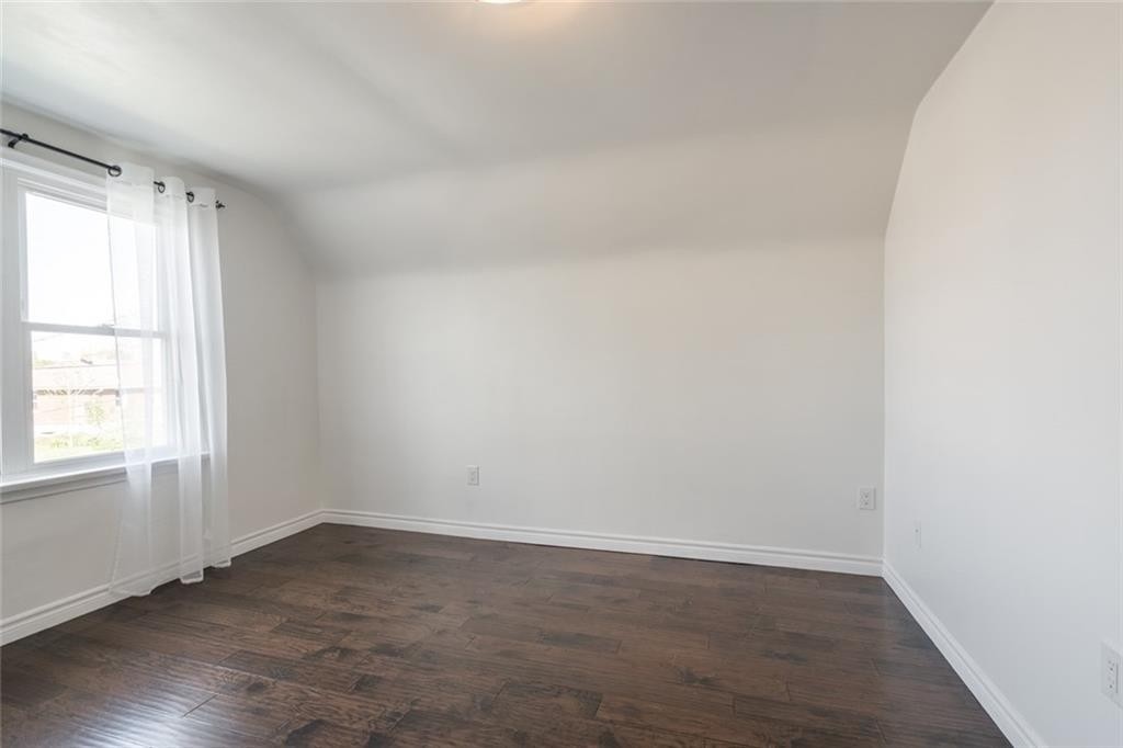 13 Foley Cres