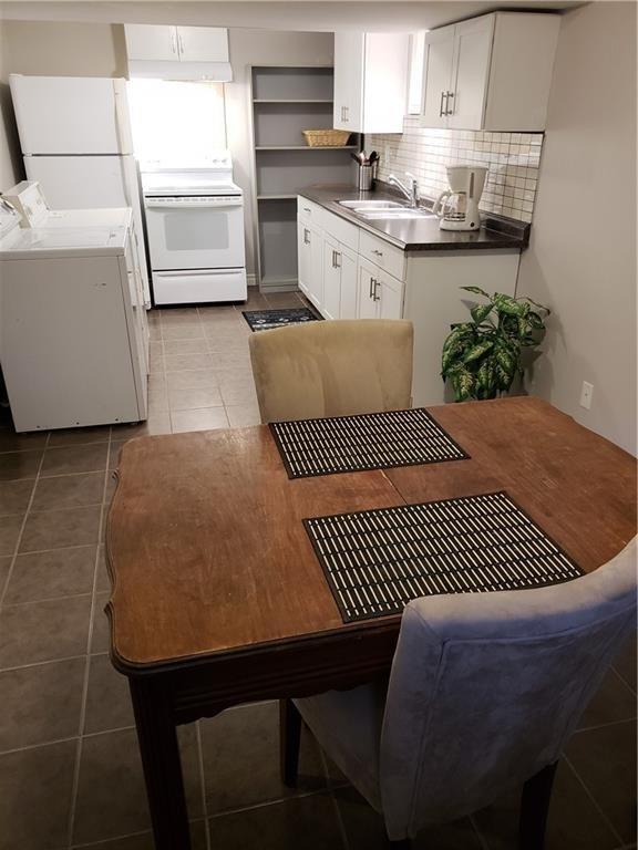13 Foley Cres