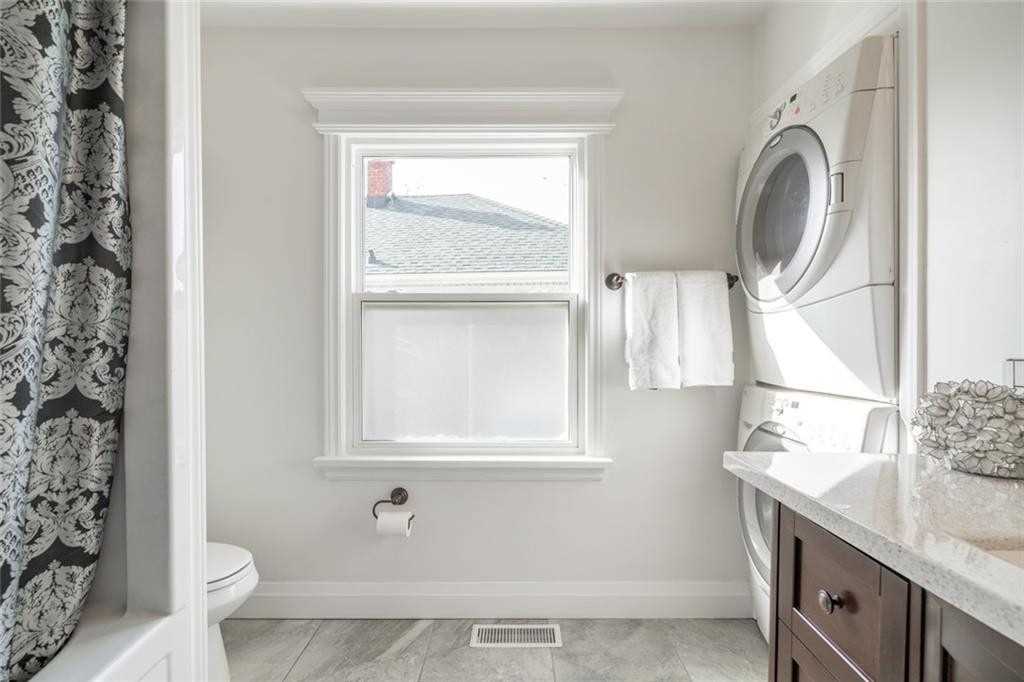 13 Foley Cres