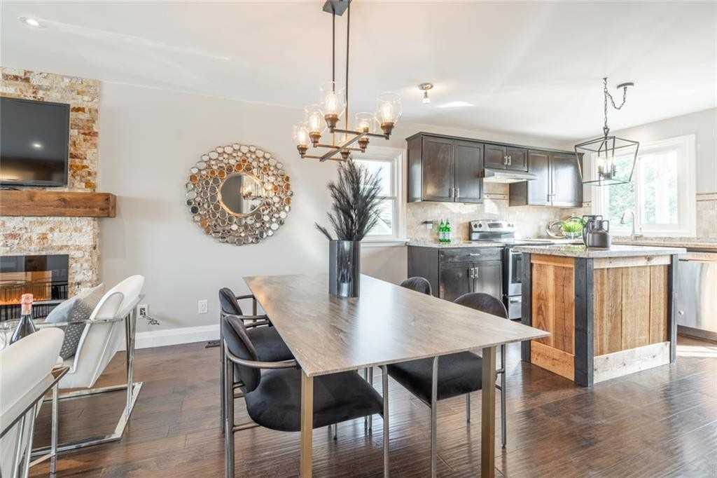 13 Foley Cres
