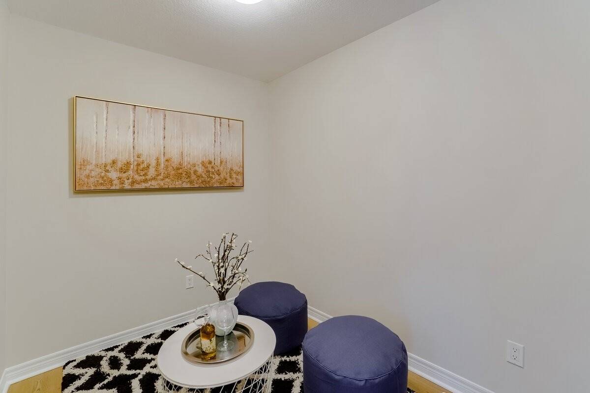 7 Waterview Dr