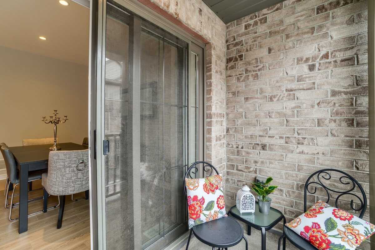 7 Waterview Dr