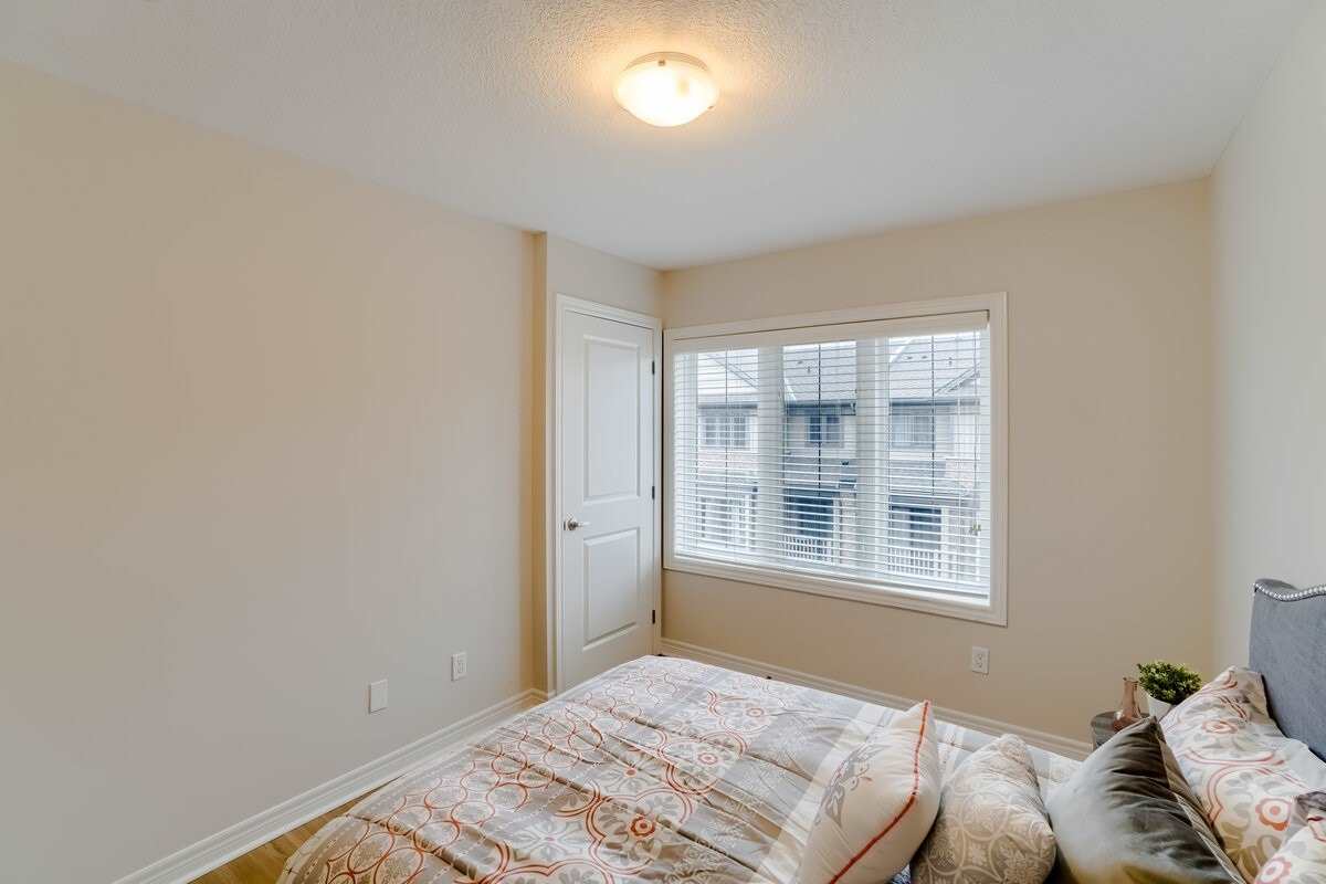7 Waterview Dr