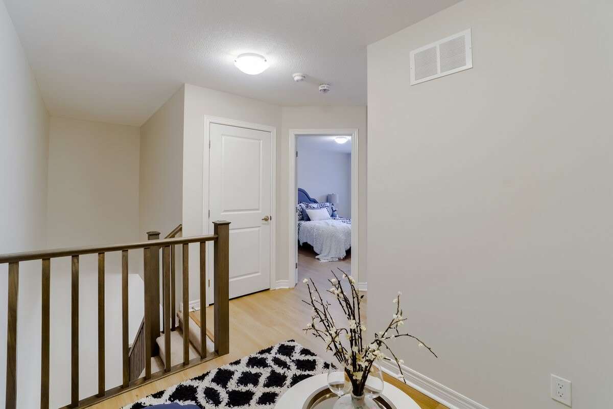 7 Waterview Dr