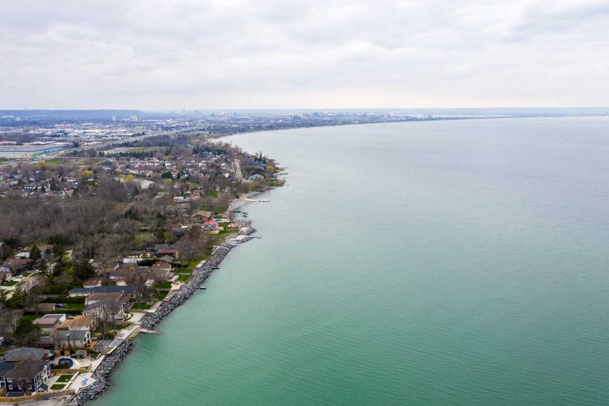 7 Waterview Dr