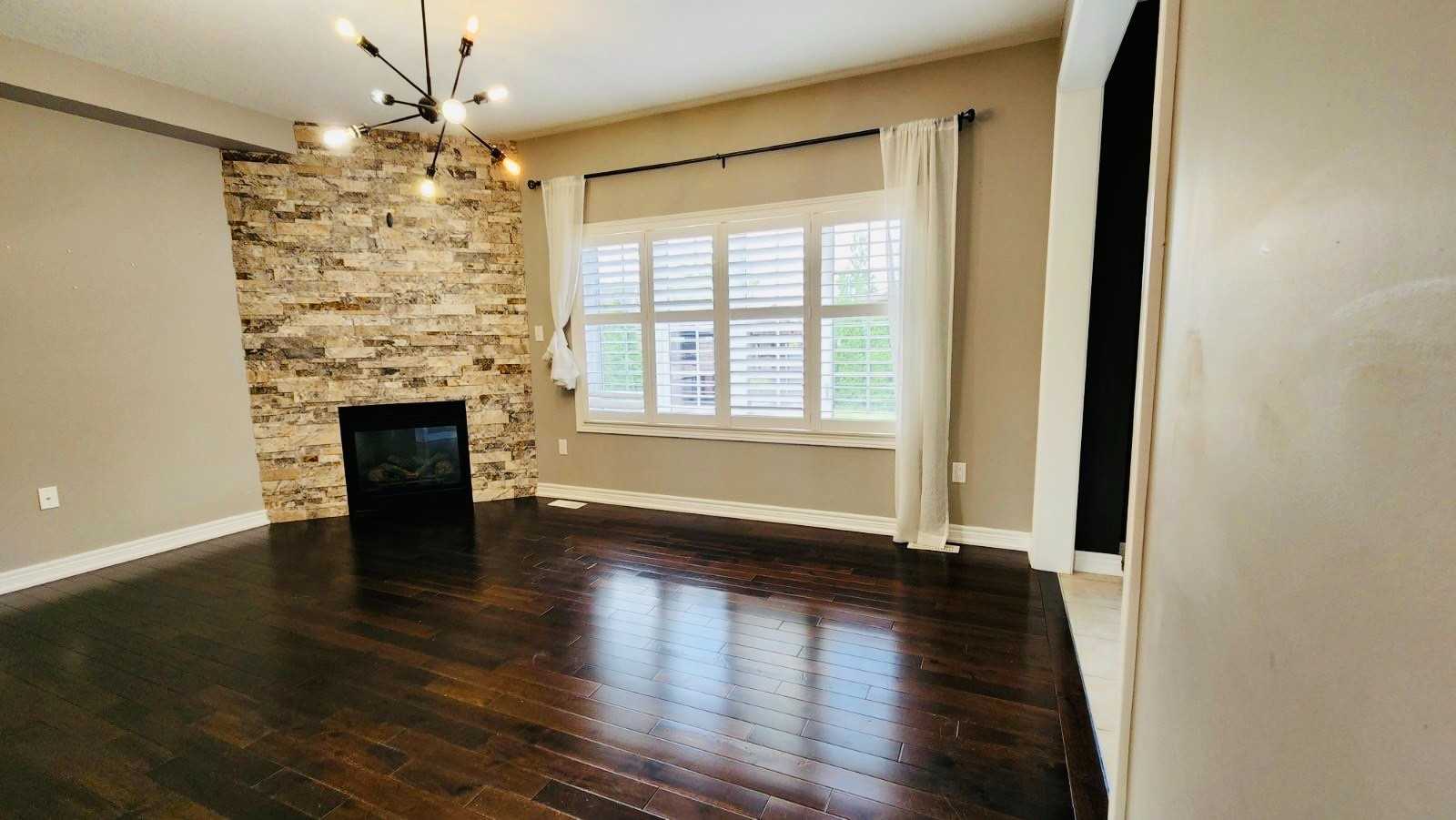 72 Secinaro Ave
